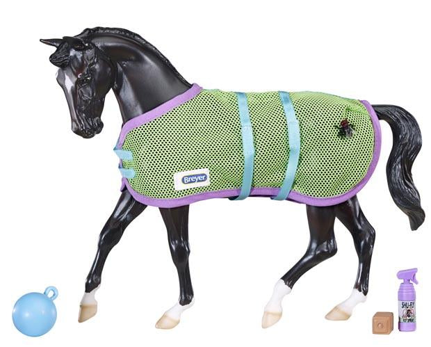Breyer Stable Feeding Set