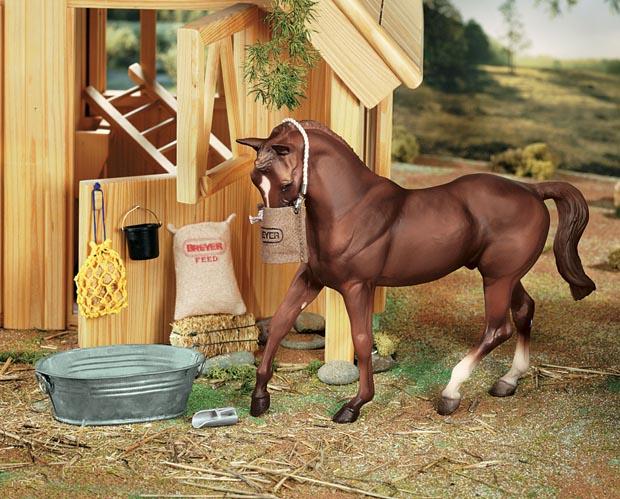 Breyer Stable Feeding Set